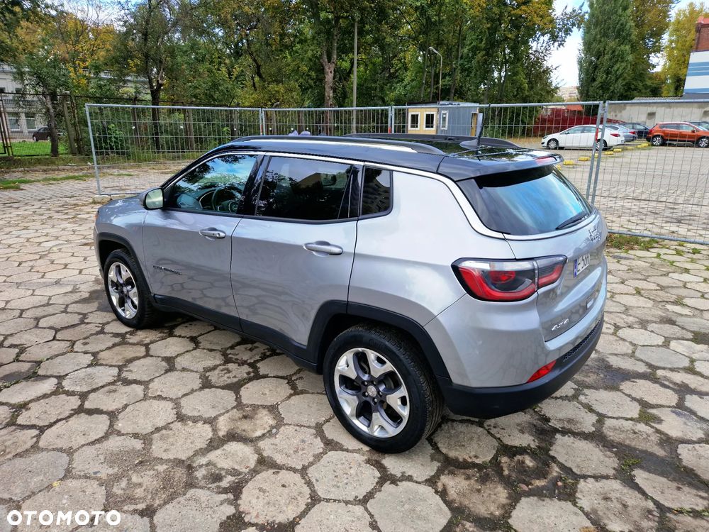 Jeep Compass - 8