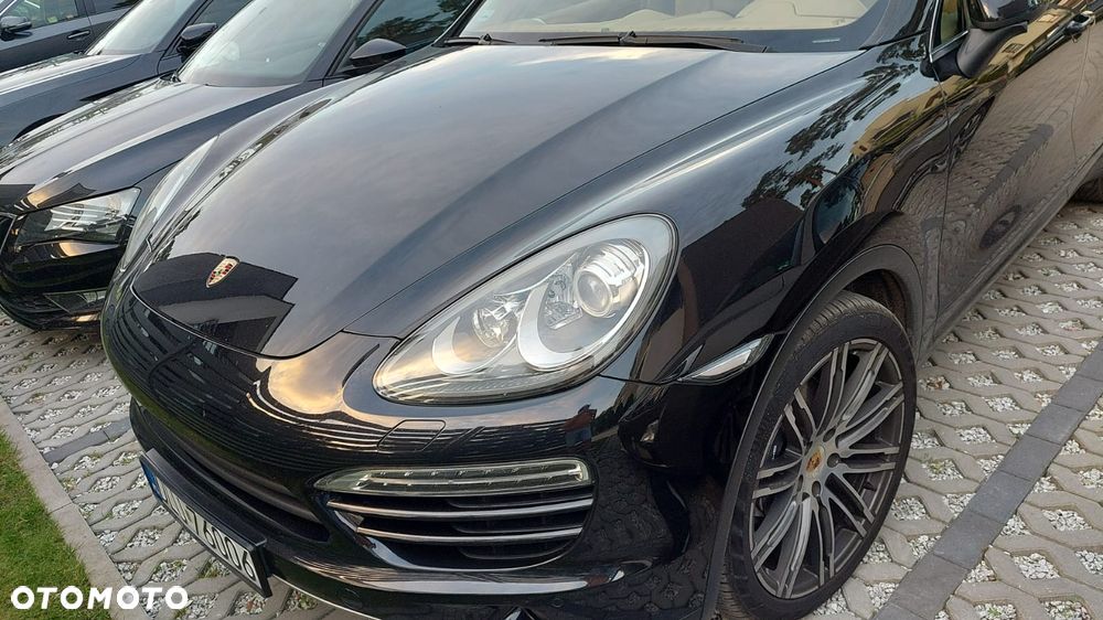 Porsche Cayenne - 16