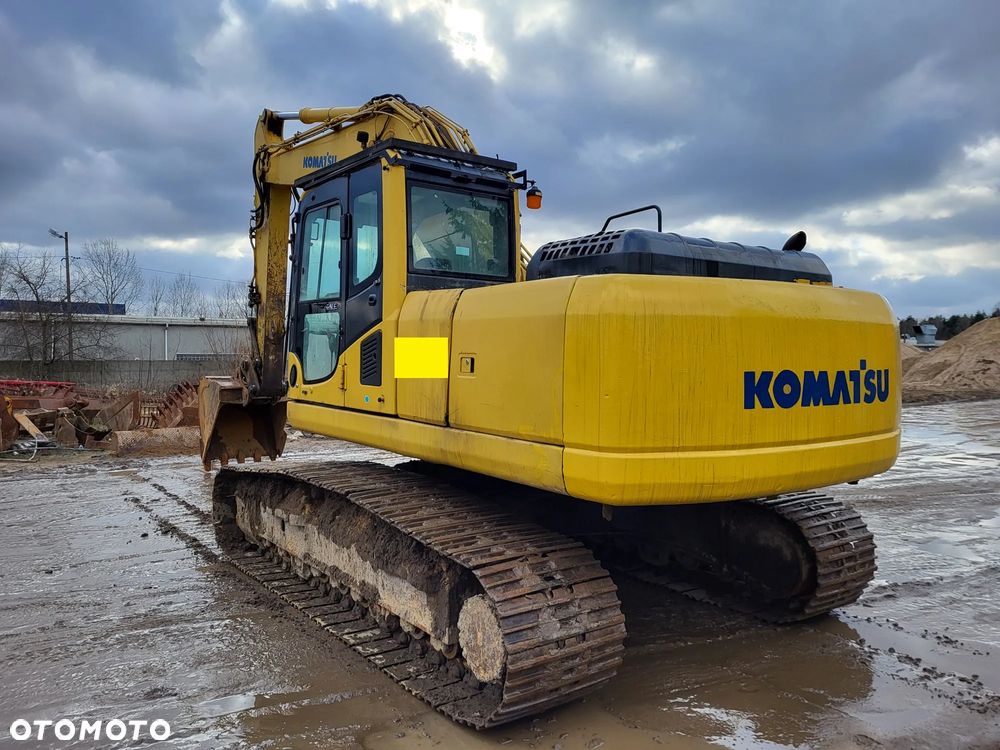 Komatsu 210-LC8 - 1