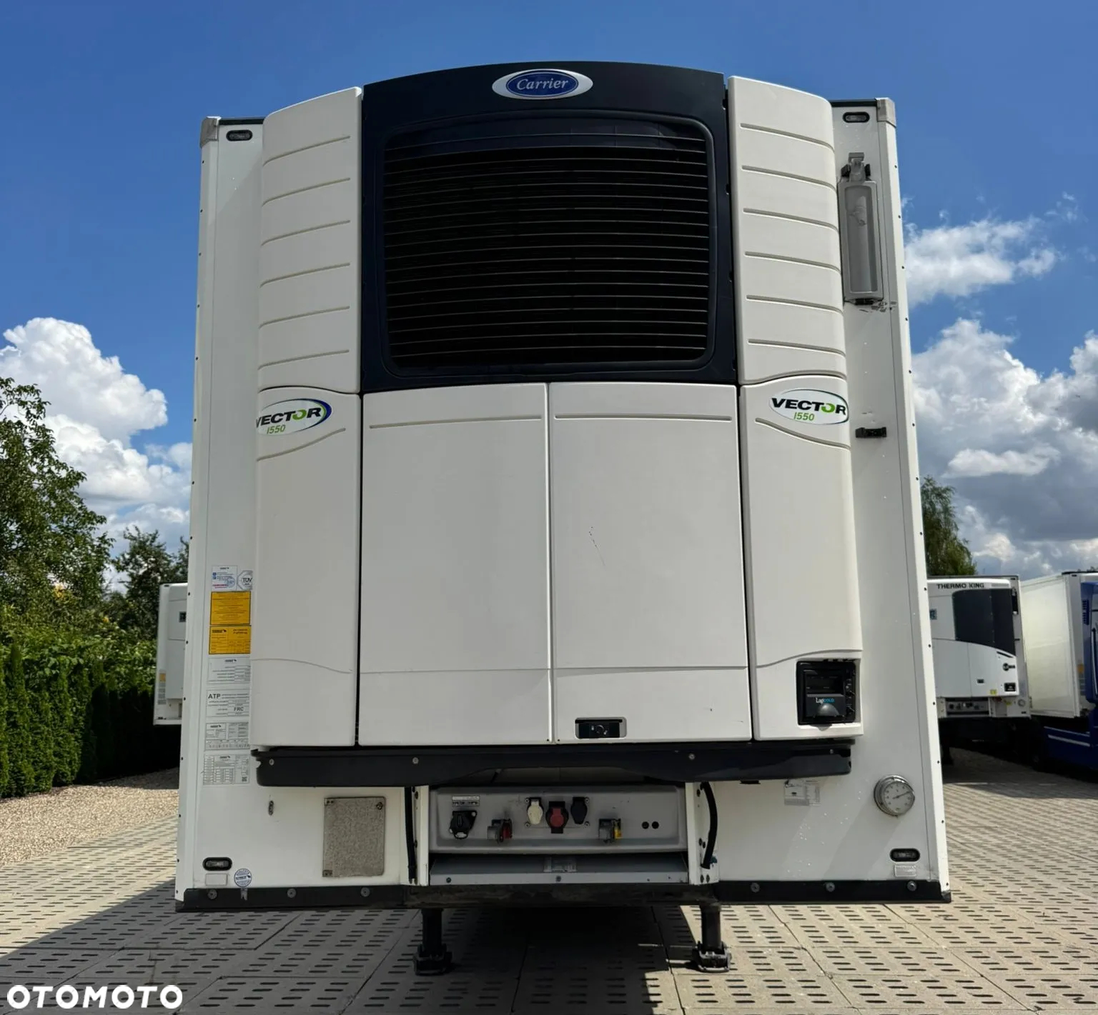 Schmitz Cargobull | 2021 | Gruba ściana | Carrier 1550 - 5