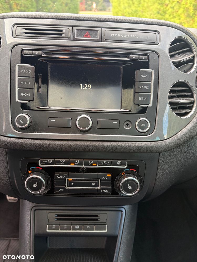 Volkswagen Tiguan - 19