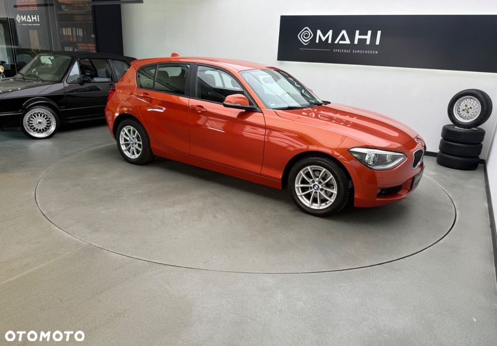BMW Seria 1 116i - 14