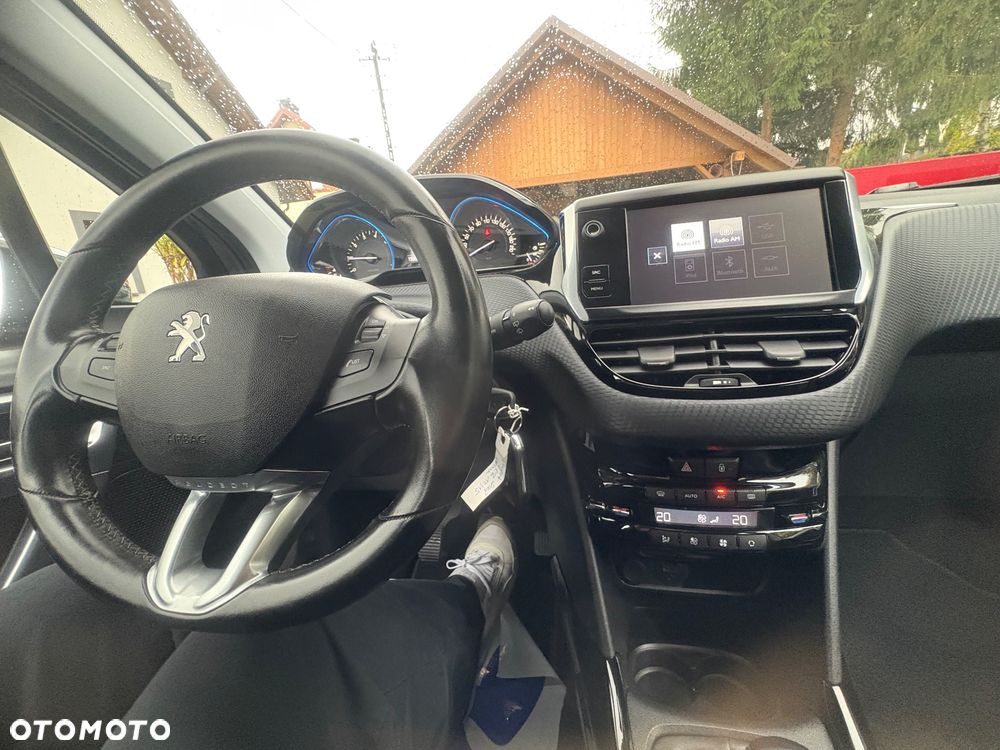 Peugeot 2008 - 30