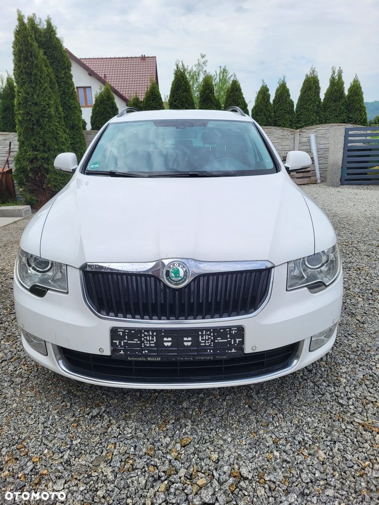 Skoda Superb 2.0 TDI Green tec Elegance - 2