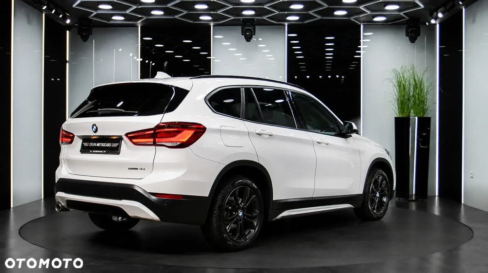 BMW X1 sDrive18i Sport Line - 5