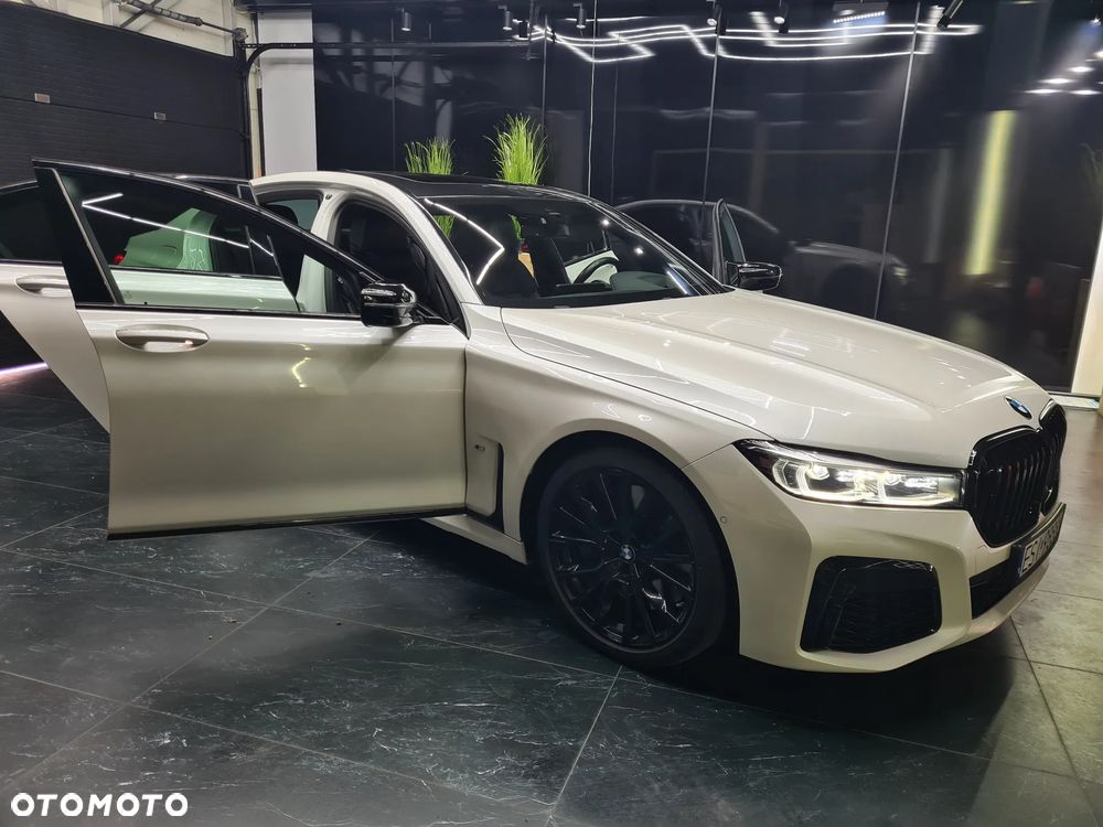 BMW Seria 7 730d xDrive sport - 10