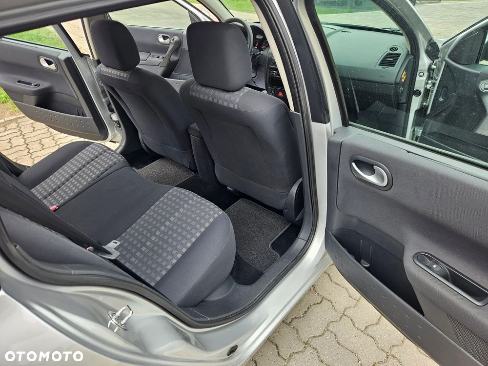 Renault Megane 1.6 16V 110 Expression - 21