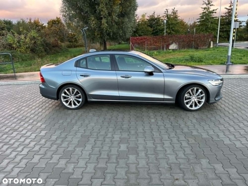 Volvo S60 T6 AWD Momentum Pro - 1