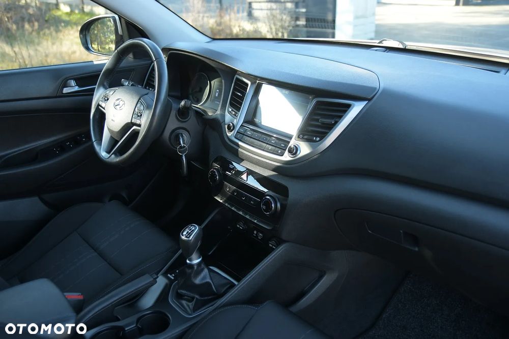 Hyundai Tucson 1.6 GDi 2WD Trend - 22