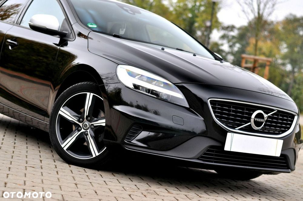 Volvo V40 D2 Drive-E R-Design Momentum - 27