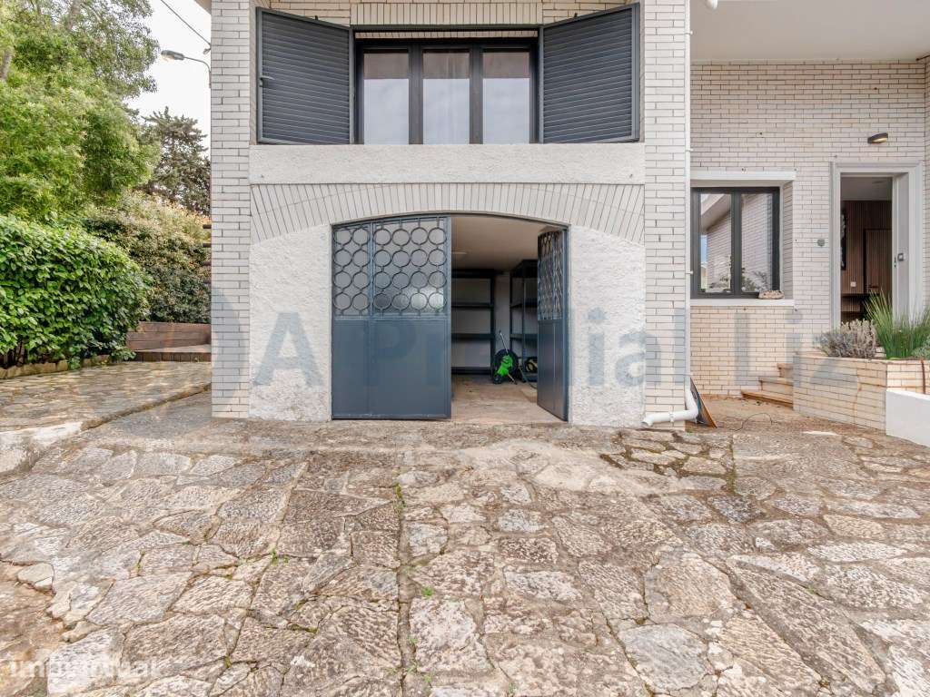 Moradia T3 de Luxo em Birre - Exclusividade e Design Contemporâneo - Grande imagem: 4/20