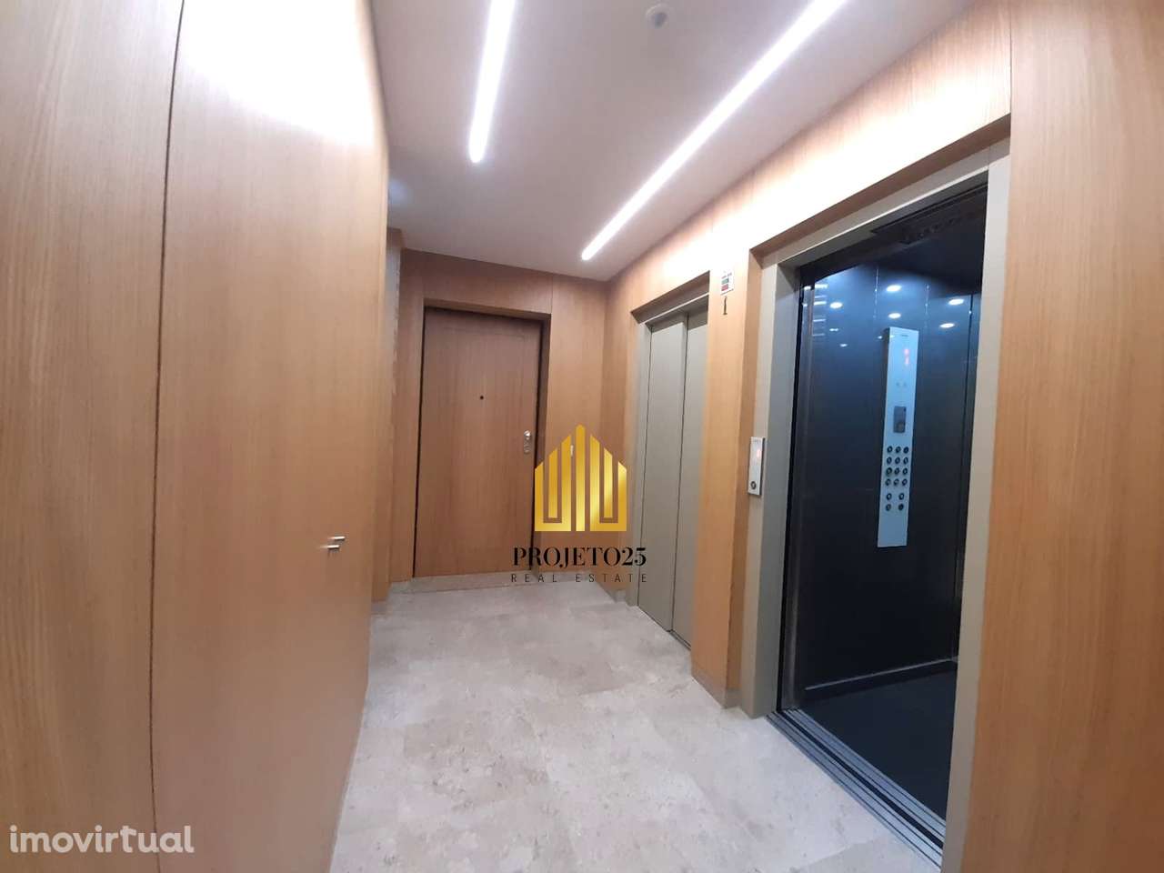 T3 NOVO de Luxo com área bruta de 170m2, junto ao centro e ao Metro! - Grande imagem: 5/40