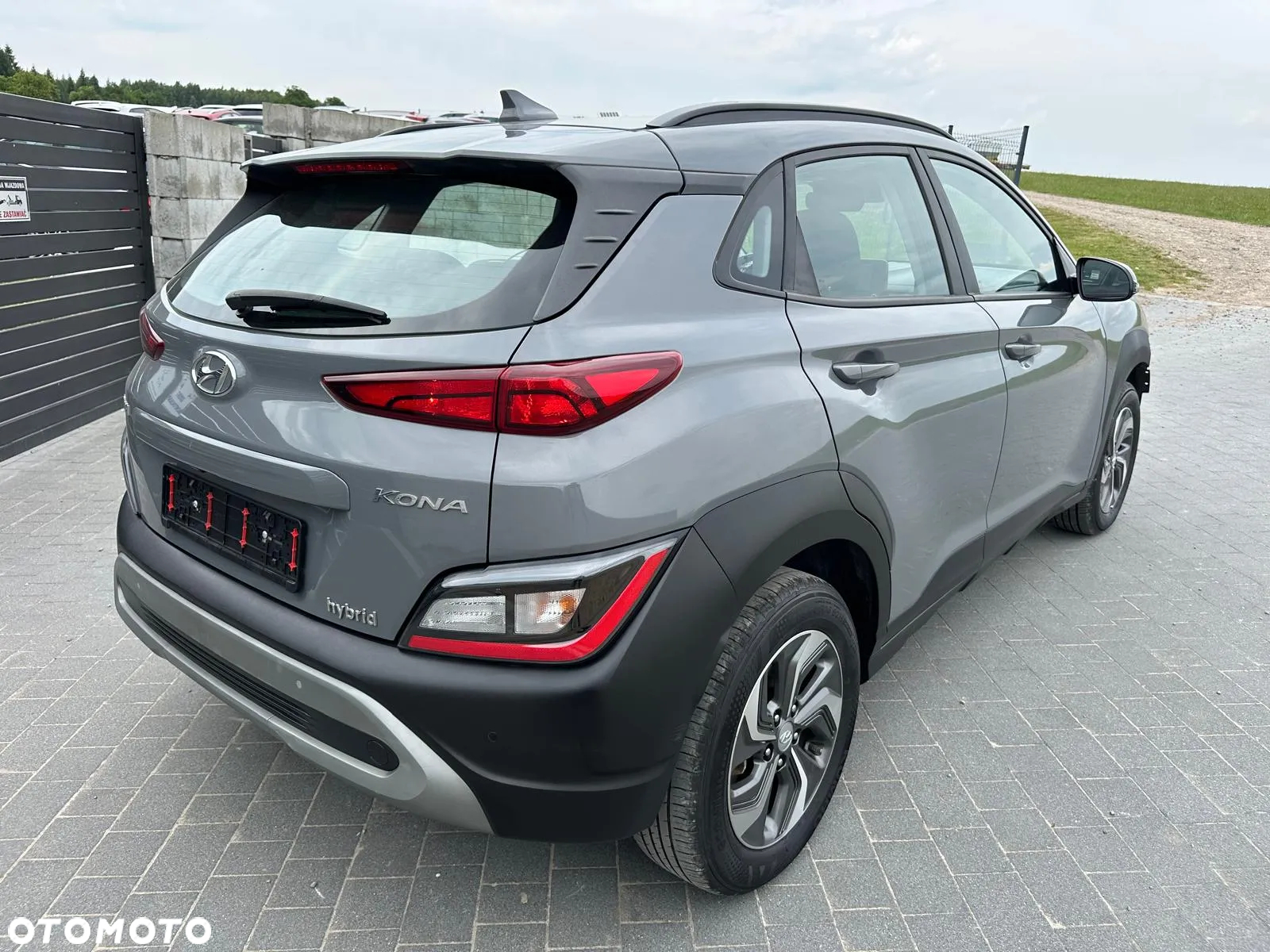 Hyundai Kona - 4