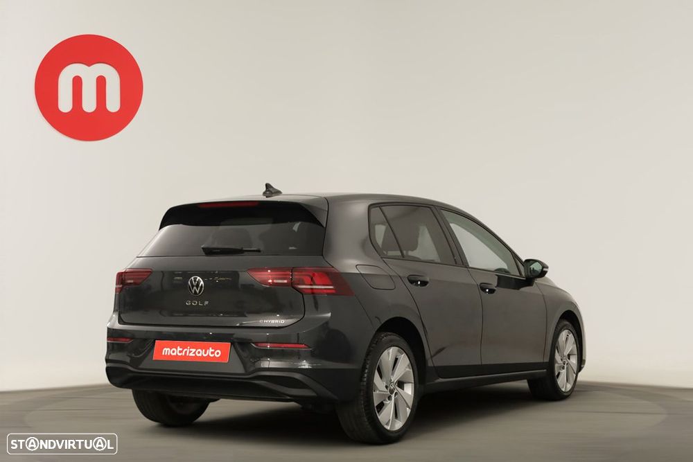 VW Golf 1.5 TSI e-Hybrid Life DSG foto 4