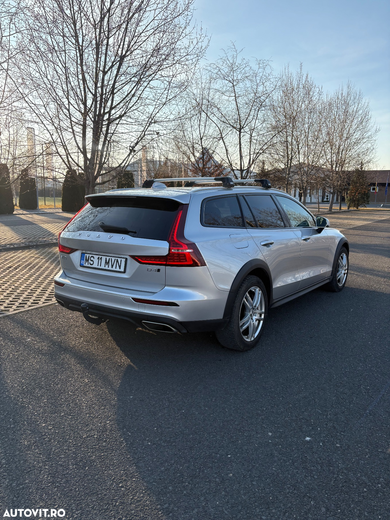 Volvo V60 Cross Country D4 AWD Geartronic - 5