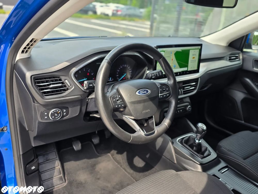 Ford Focus 1.0 EcoBoost Titanium Design - 16