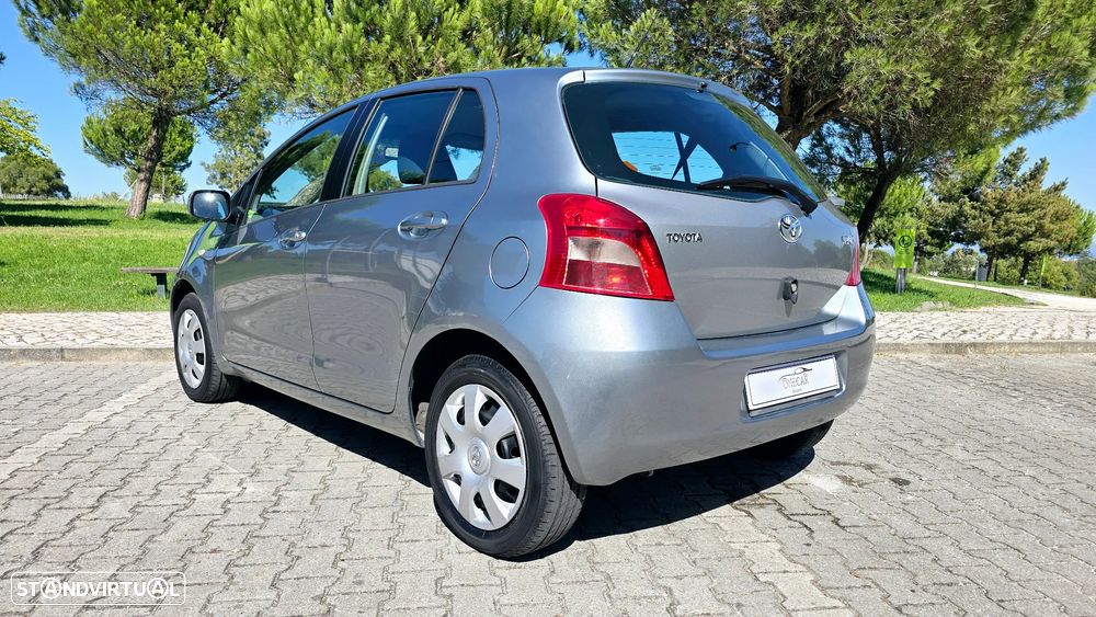 Toyota Yaris 1.0 VVT-i Sol+AC - 10