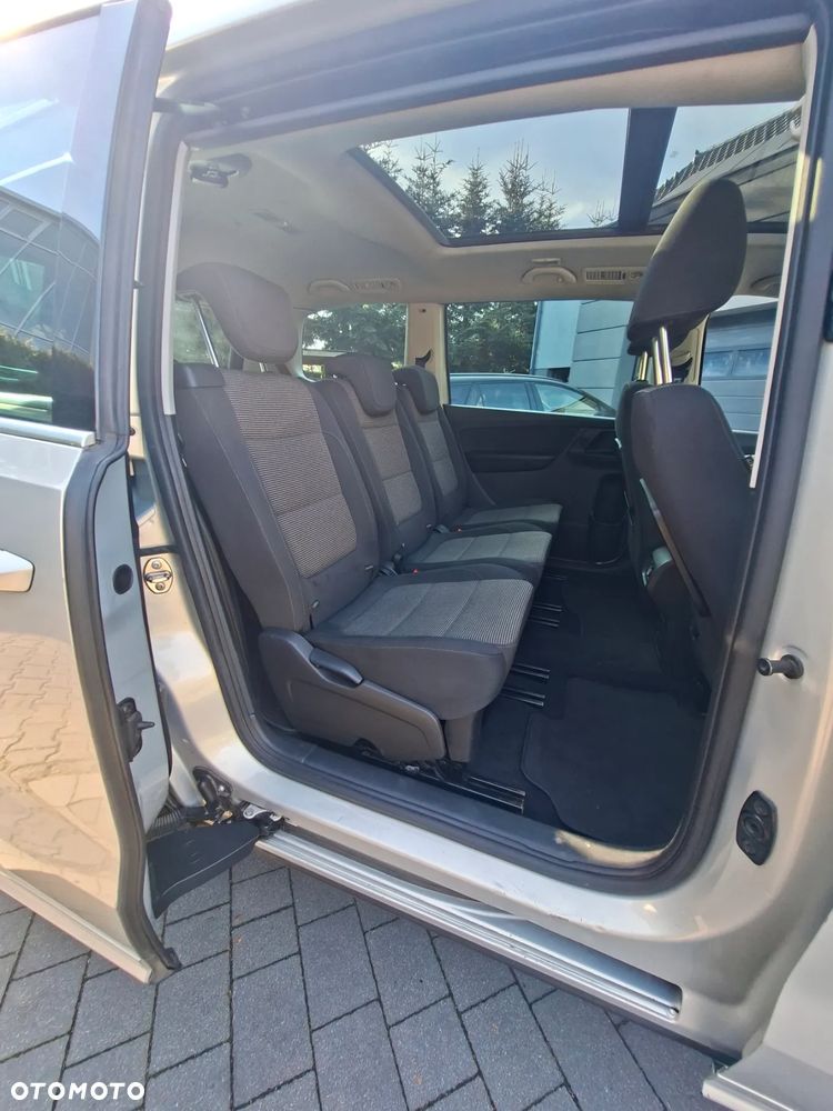 Volkswagen Sharan 2.0 TDI Comfortline DSG - 18