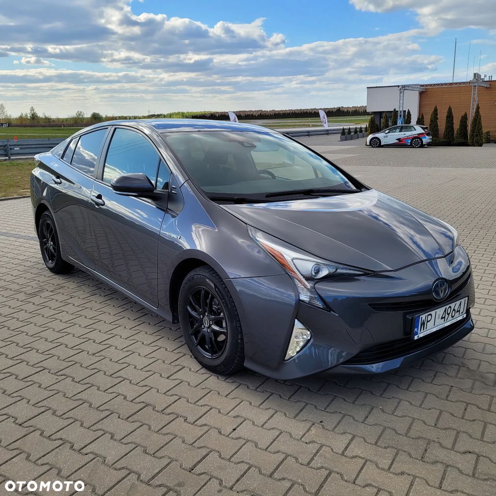 Toyota Prius 1.8 Hybrid Prestige - 10