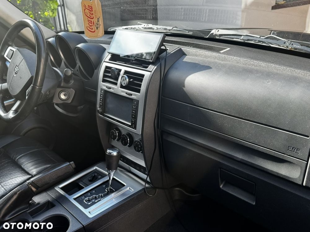 Dodge Nitro 4.0 V6 RT - 11