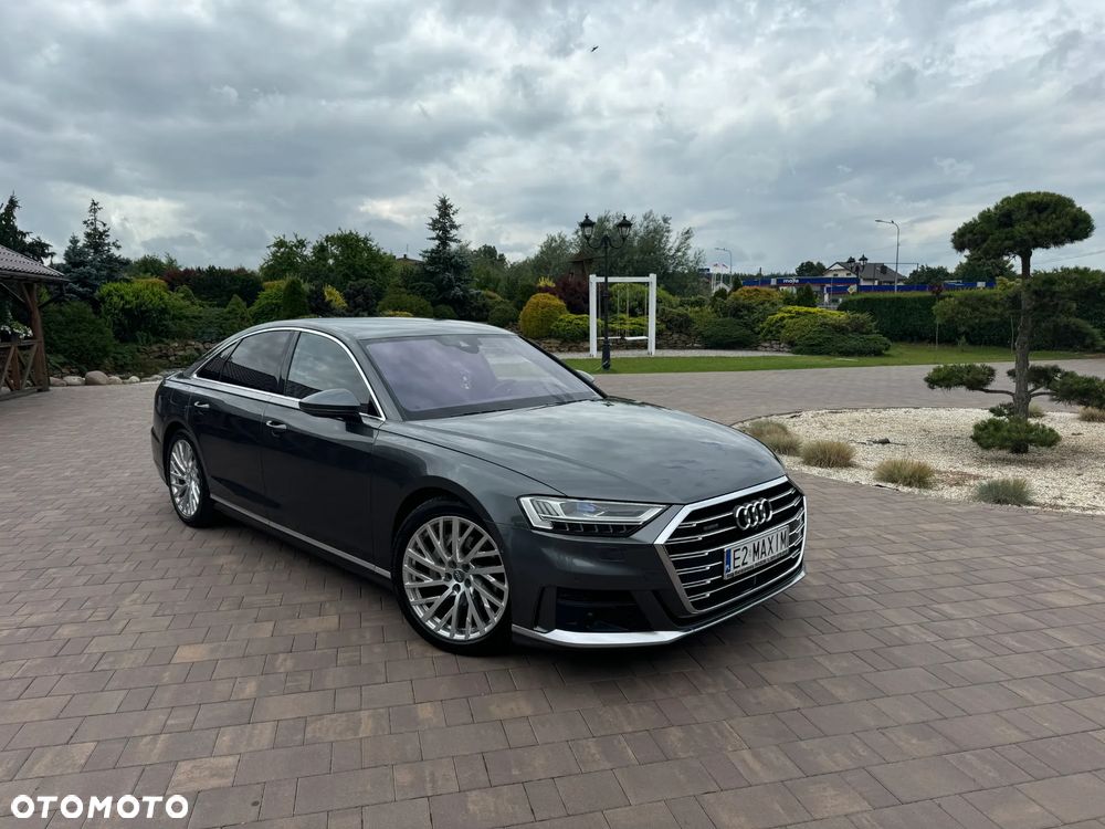 Audi A8 - 2