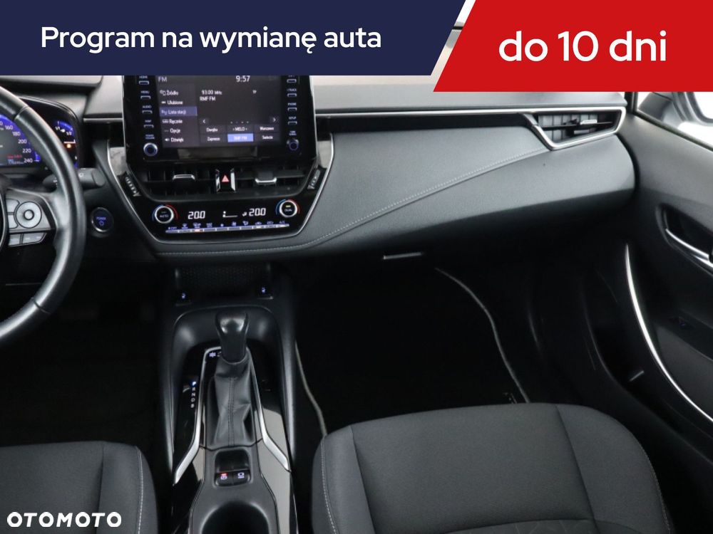 Toyota Corolla - 10