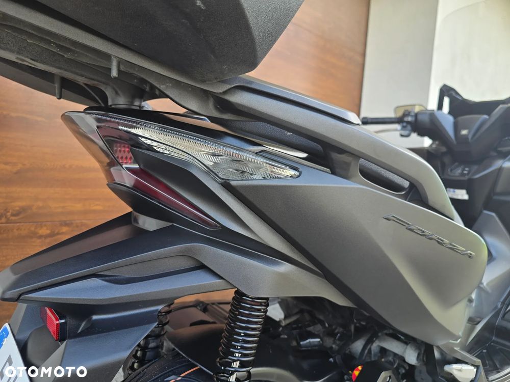 Honda NSS - 15