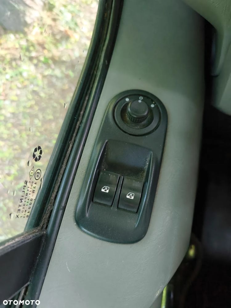 Opel Vivaro L2H1 2.9t - 9