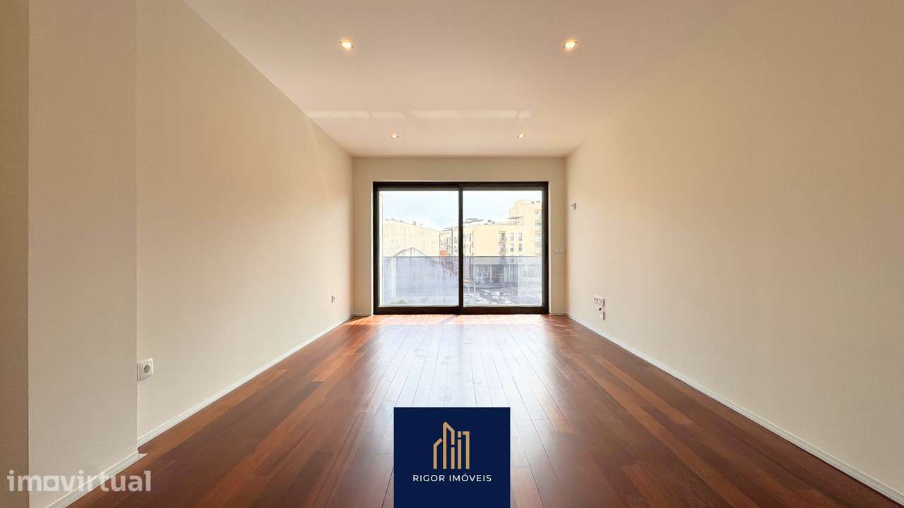 Apartamento T1 Semi-Novo | Póvoa de Varzim - Centro/Balnear - Grande imagem: 4/24