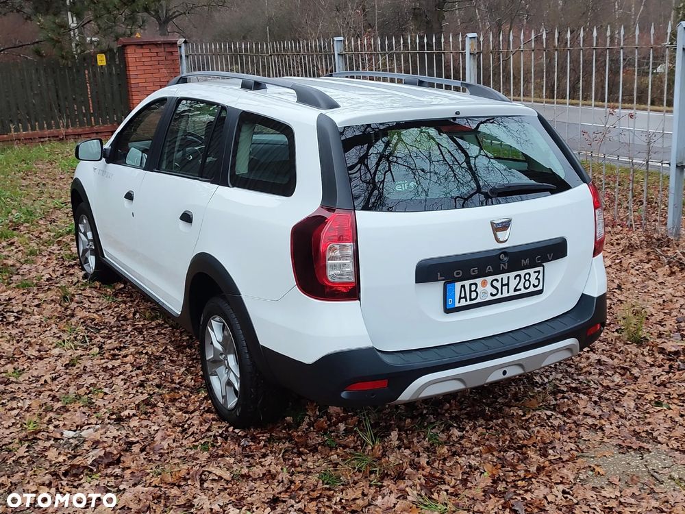 Dacia Logan TCe 90 S&S Stepway Celebration - 10