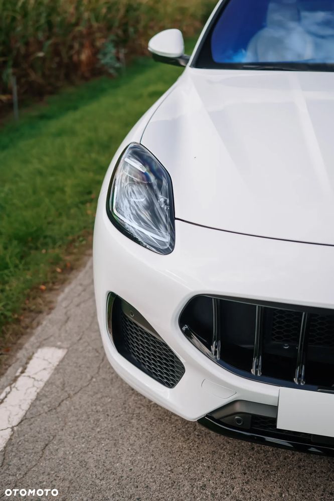 Maserati Grecale mHEV GT - 24