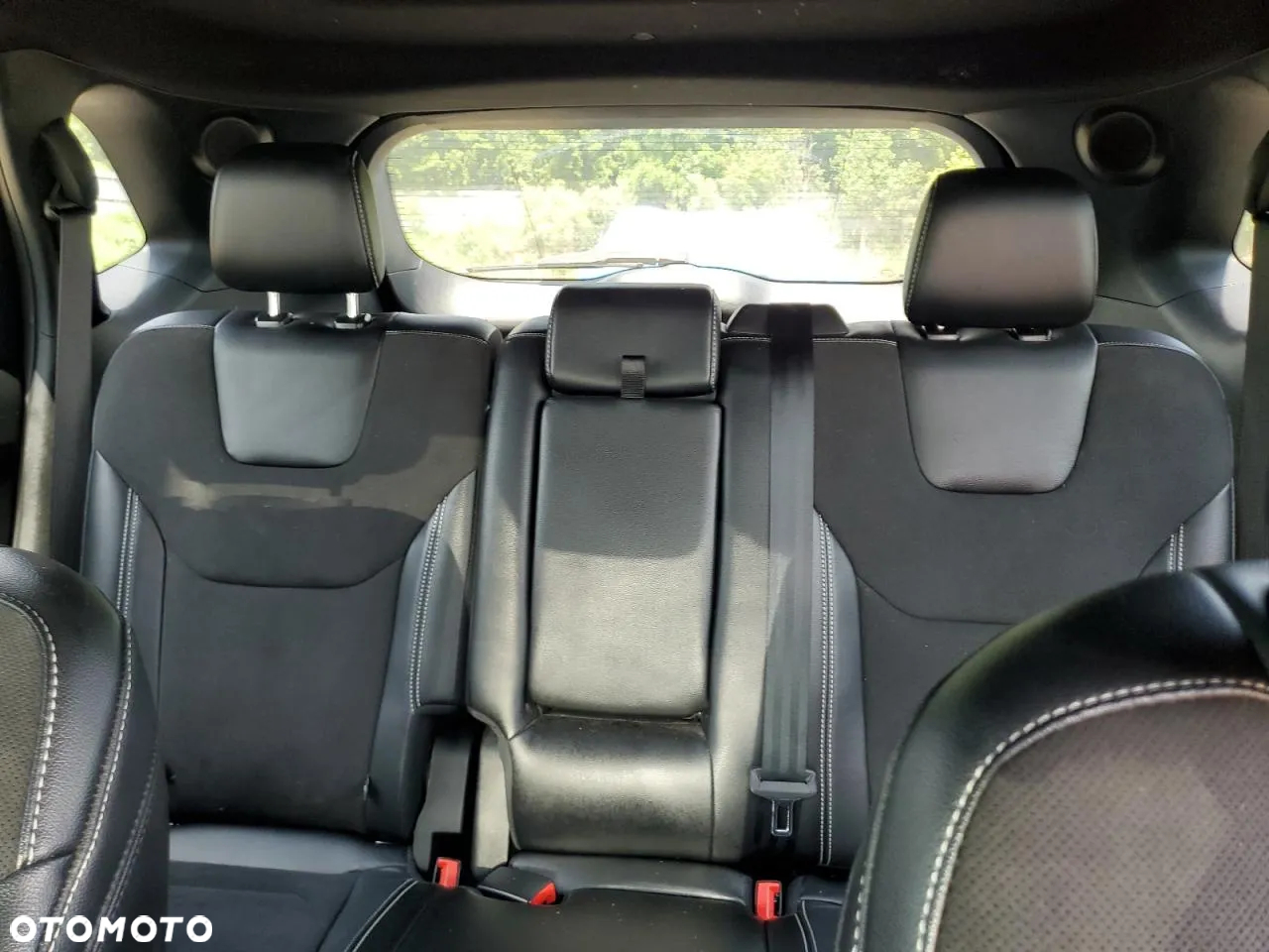 Ford Edge - 11