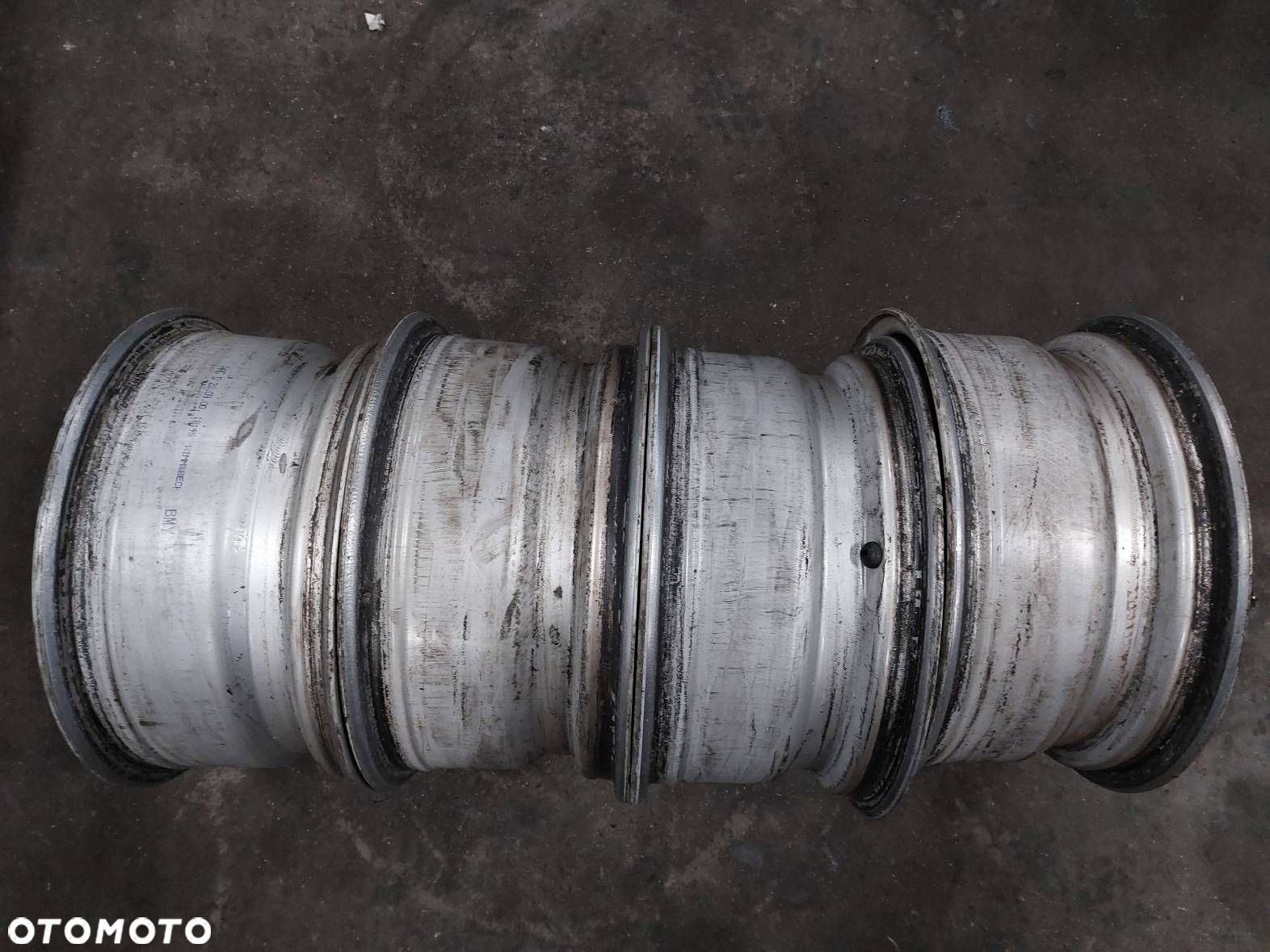 FELGI ALUMINIOWE 4SZT 5x120 7Jx15 ET20 FI74,1 BMW E39 6751763 - 7