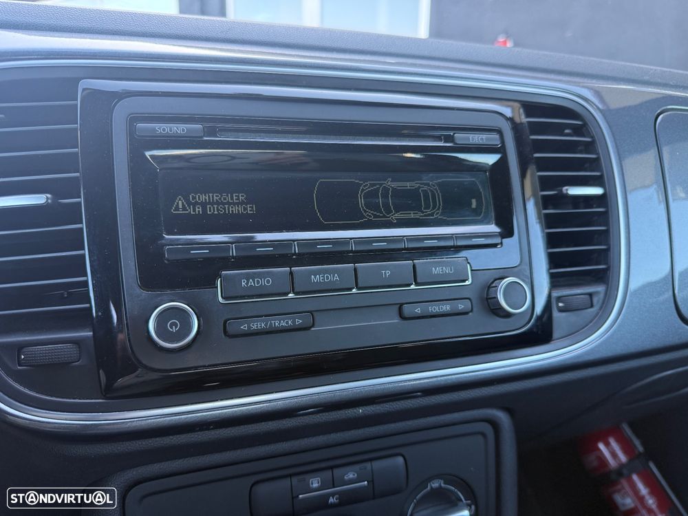 VW New Beetle 1.6 TDi Design - 16