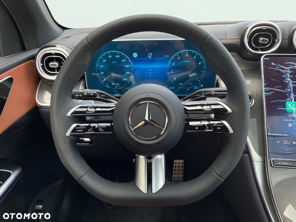Mercedes-Benz GLC - 21