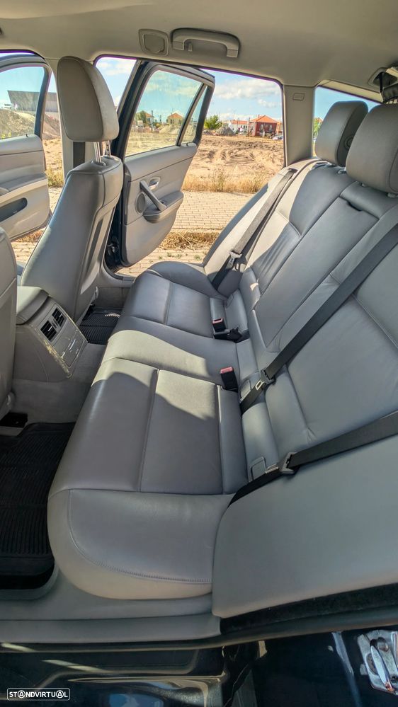 BMW 320 dA Exclusive - 15