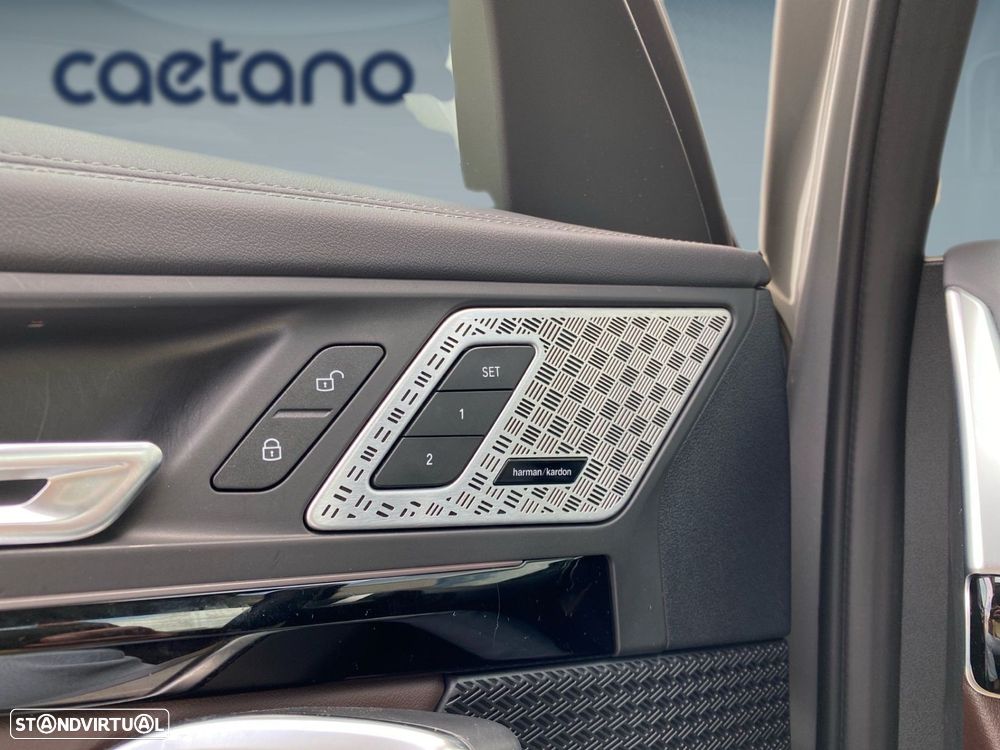 BMW X1 xDrive25e xLine - 17