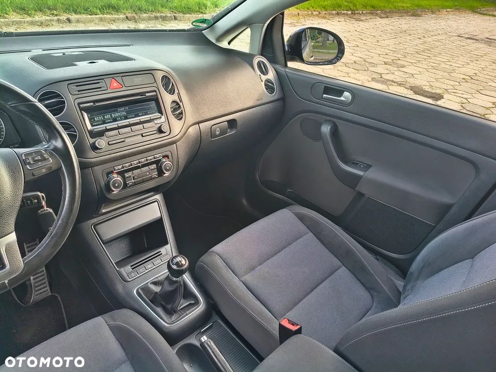 Volkswagen Golf Plus 1.2 TSI Style - 28
