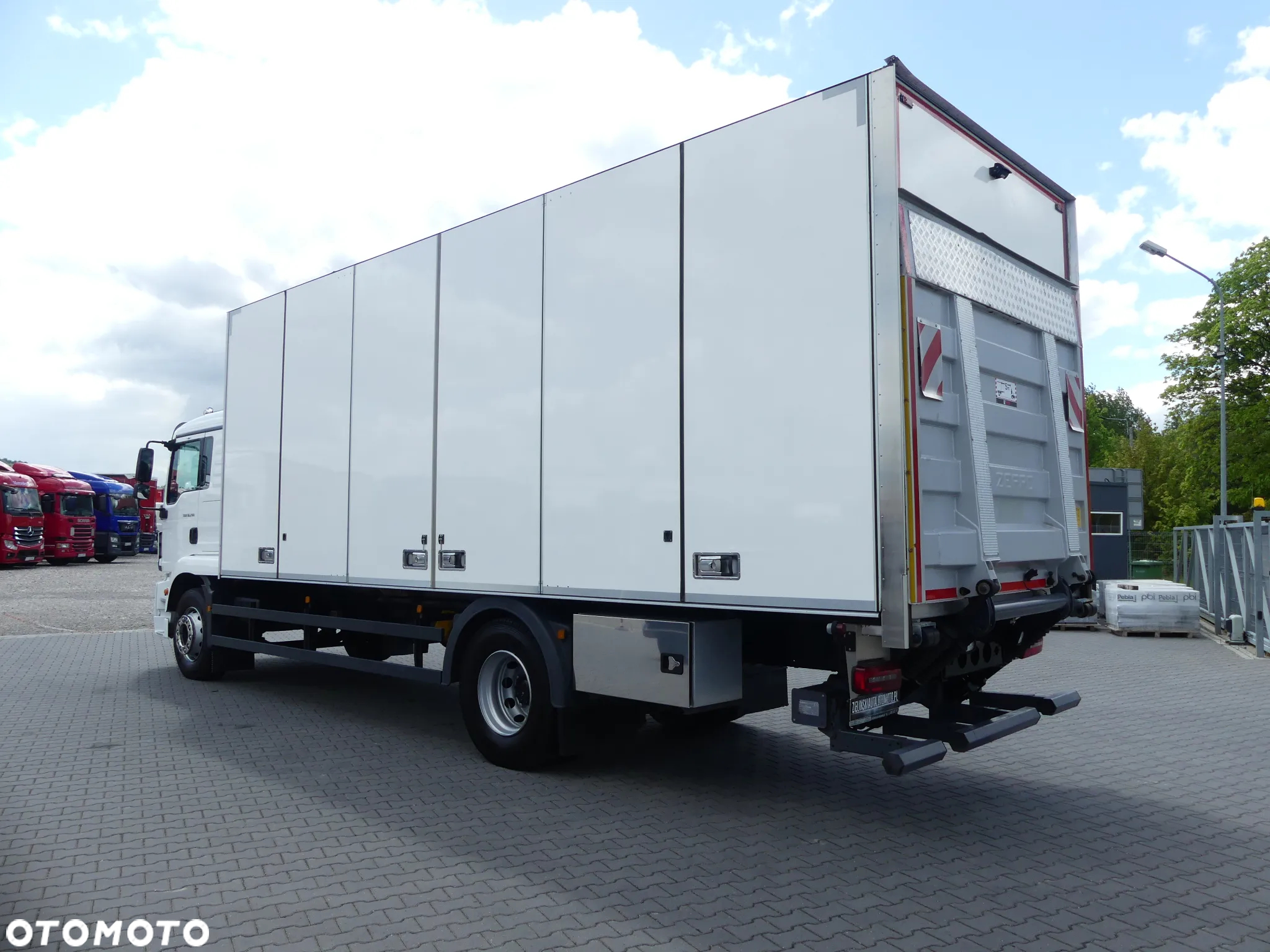MAN TGM 18.290 / EURO 6 / KONTENER + WINDA / OTWIERANY BOK / - 5