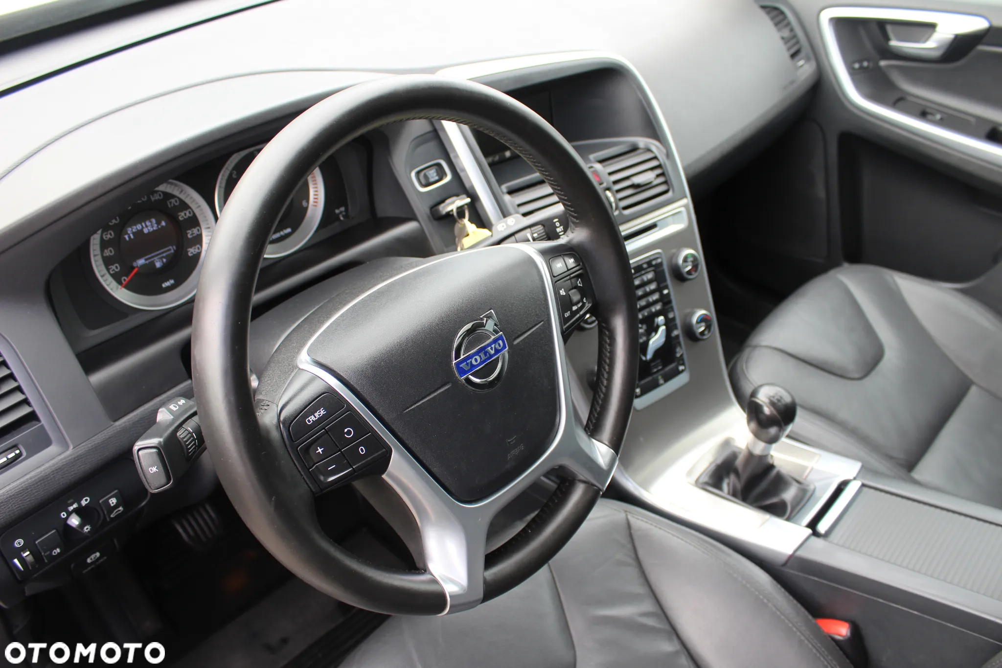 Volvo XC 60 D5 AWD Summum - 13