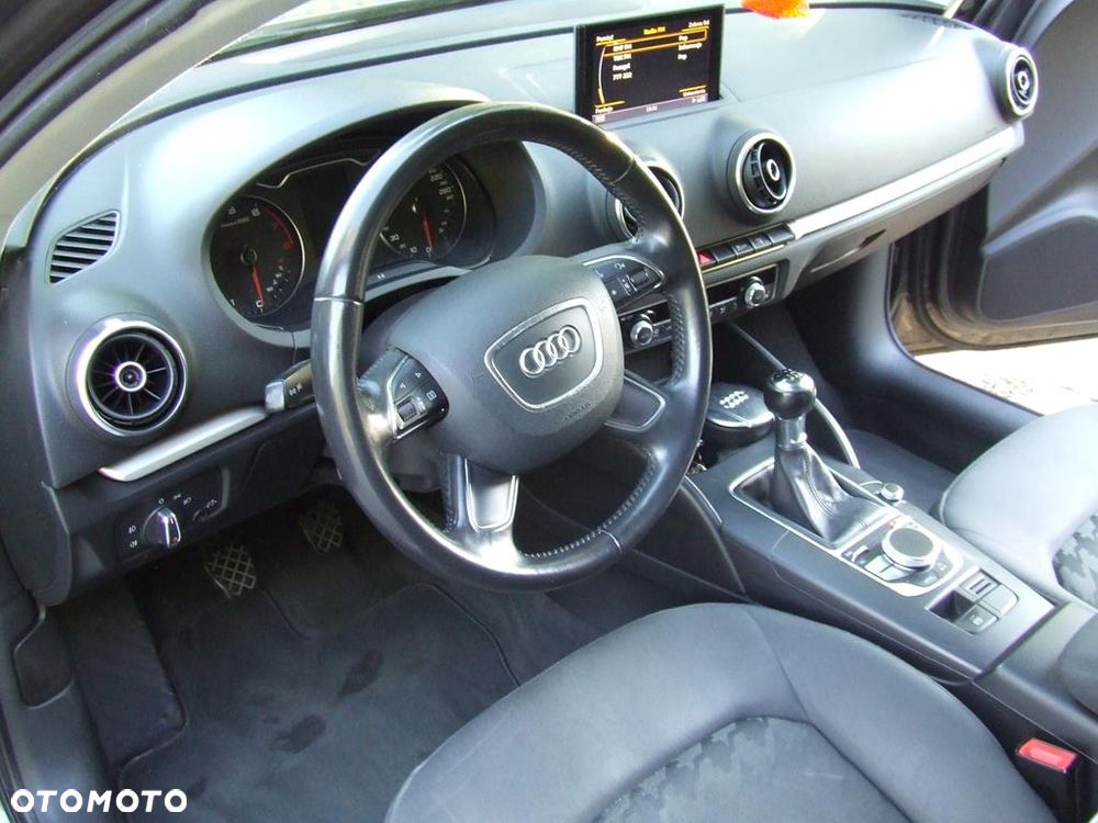 Audi A3 Sportback 1.4 TFSI Attraction - 14