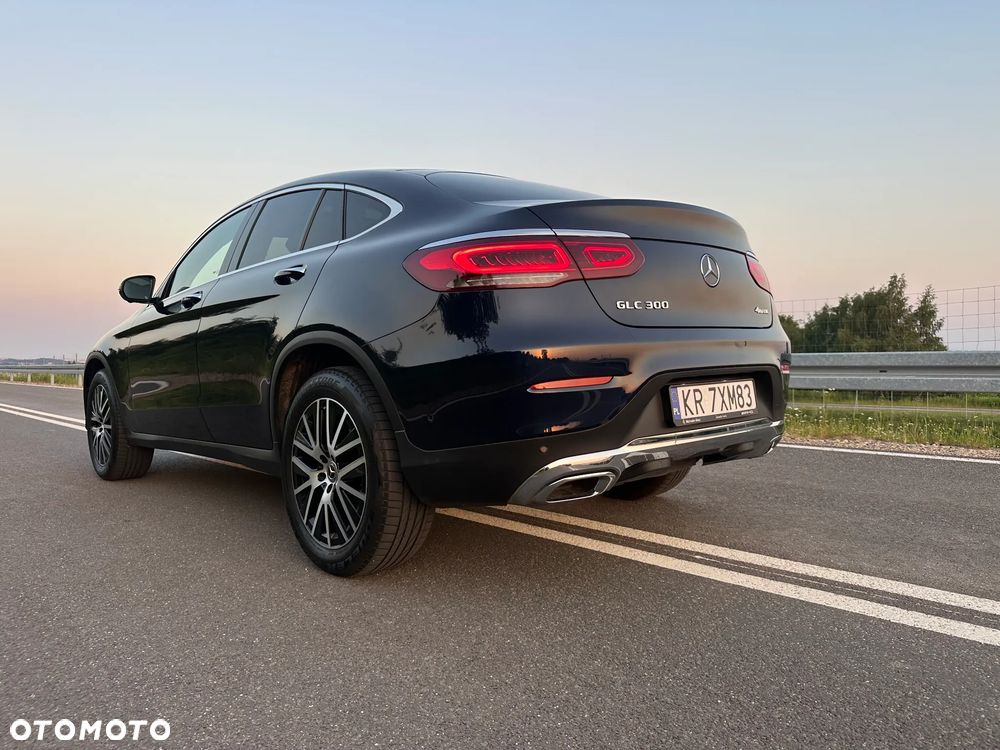 Mercedes-Benz GLC 300 4-Matic - 12