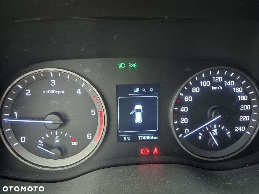 Hyundai Tucson 1.7 CRDI BlueDrive Comfort 2WD - 15