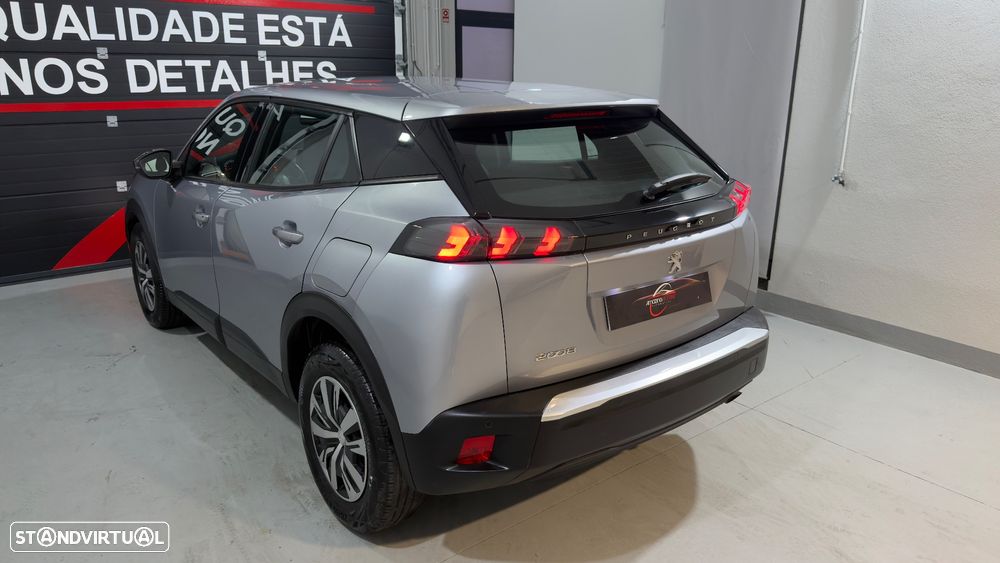 Peugeot 2008 1.2 PureTech Active Pack - 9