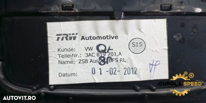 Grila ventilatie bord dreapta 3AC819701A Volkswagen VW Passat B7 [201 - 2