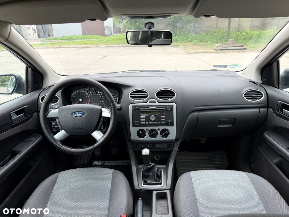 Ford Focus - 17