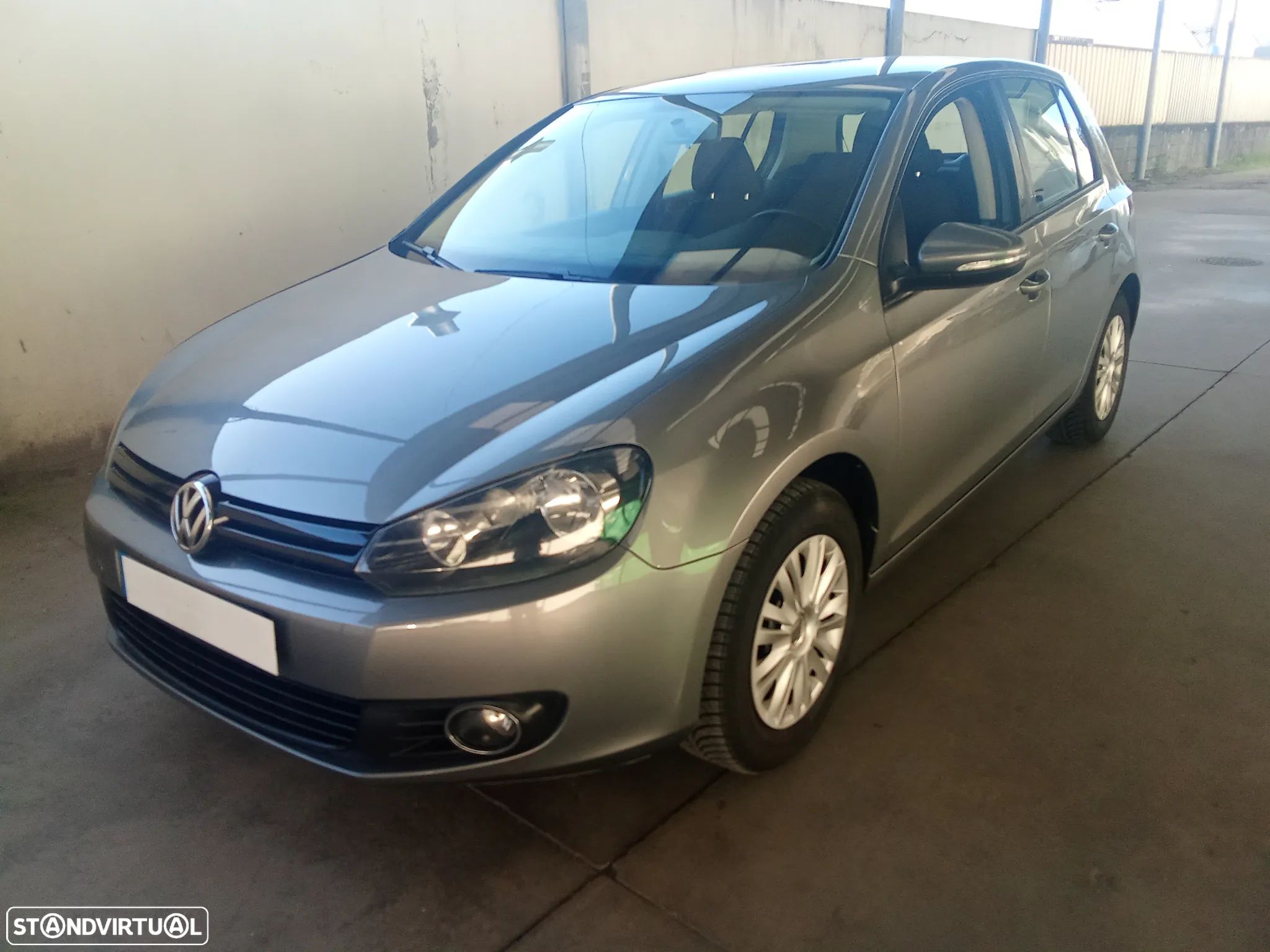 VW Golf 1.2 TSi Trendline - 1