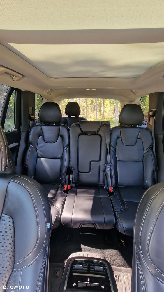 Volvo XC 90 - 35