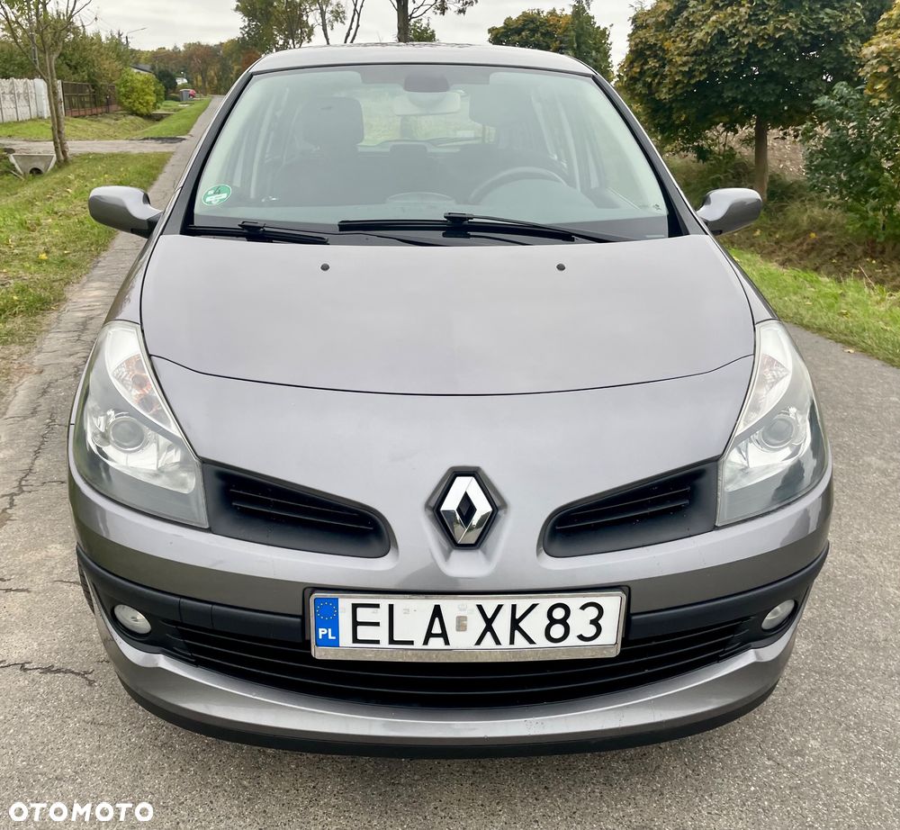 Renault Clio 1.2 16V Authentique - 24