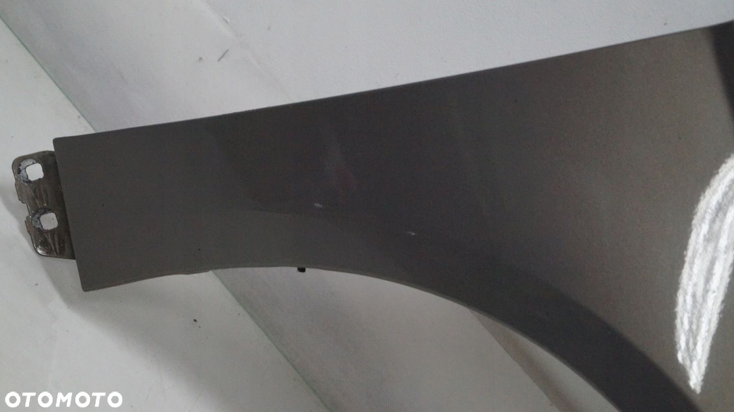 BŁOTNIK PRZEDNI PRAWY FORD FOCUS MK3 - 7